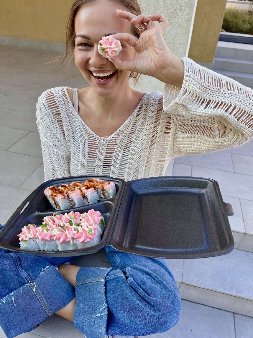 Франшиза доставки суши и роллов «СушиSell»