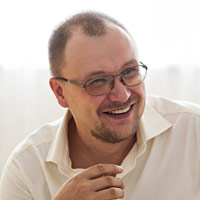 Константин, франчайзи Бери заряд