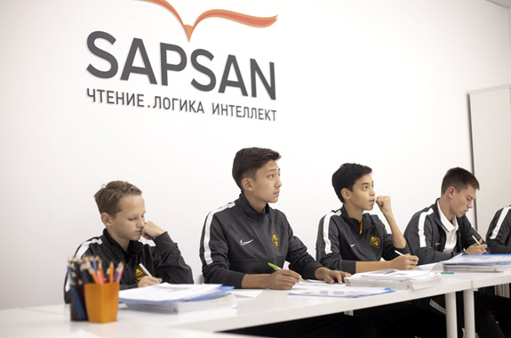 Футбольный клуб Кайрат стал партнером SAPSAN