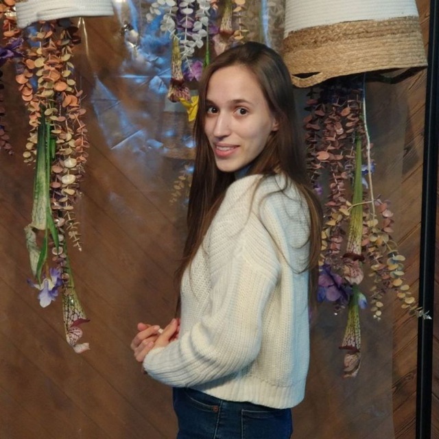 Любовь, франчайзи Binny Native Place