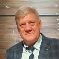 Ажняков Владимир Михайлович, франчайзи Открытая дверь