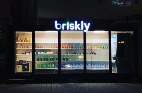 Кейс Briskly: как создать франшизу магазина без продавцов