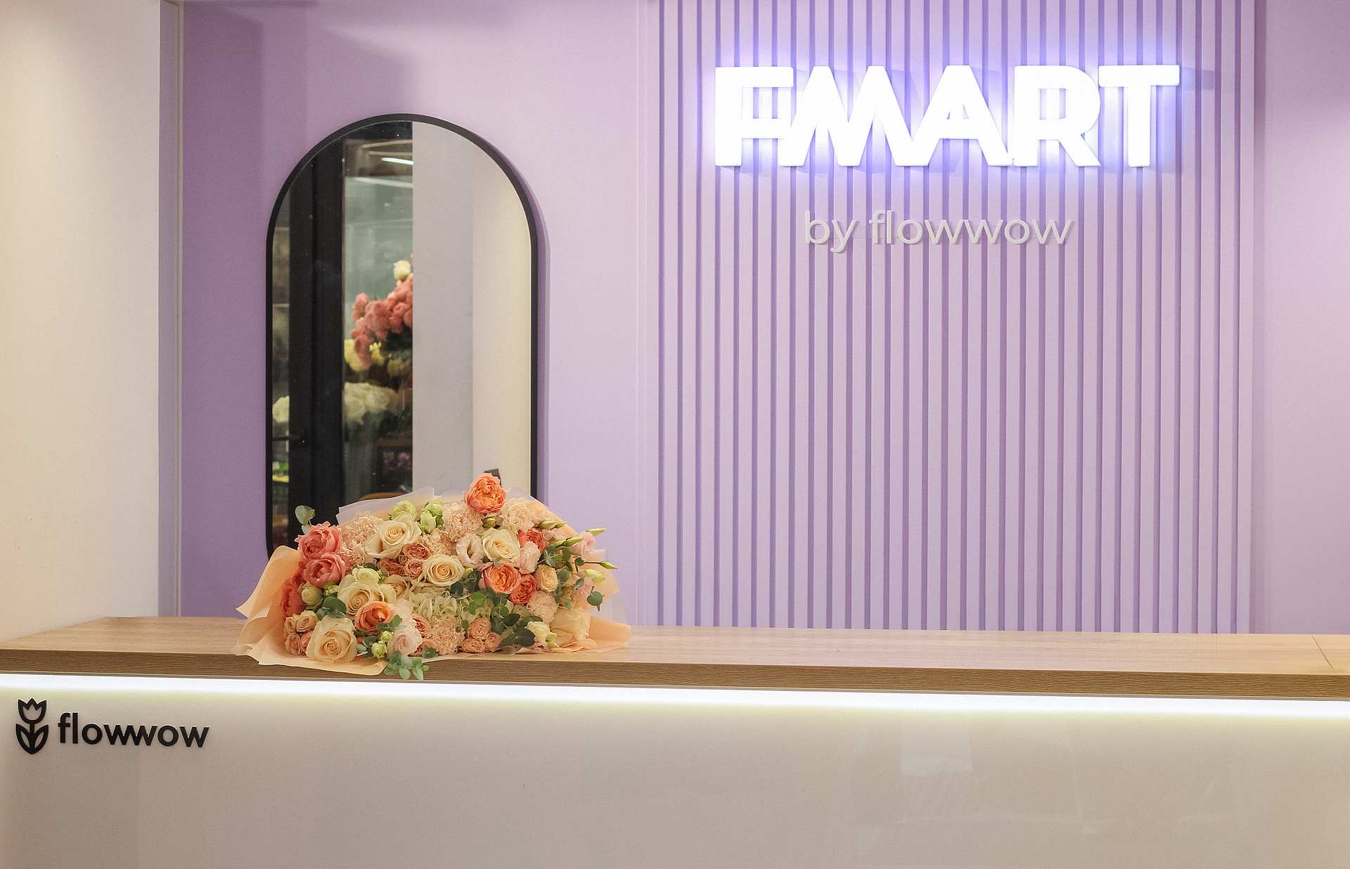 Как открыть цветочную студию по франшизе на примере FMART by flowwow