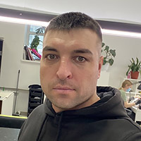 Виктор Силиванов, франчайзи Белый кролик