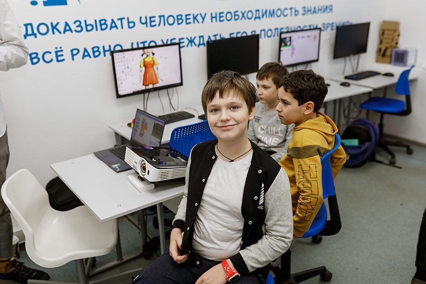 Родители готовы вкладываться в образование, которое помогает детям добиваться результатов. Откройте центр «Юниум» и <a href="#form">зарабатывайте от 200 000 ₽ с федеральной сетью</a>, у которой 100+ образовательных курсов