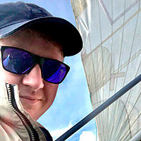 Неумолотов Сергей, франчайзи Персональное решение