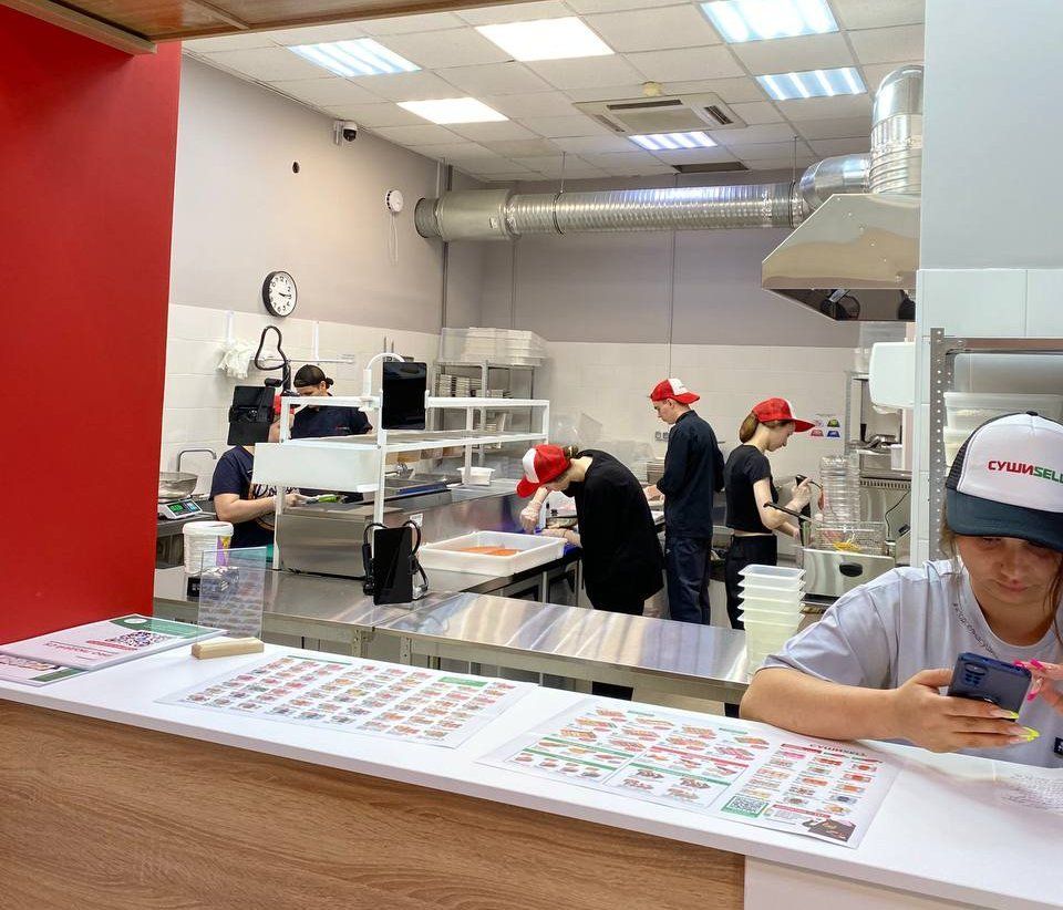 История партнеров СушиSell в Гатчине: ставка на качество с первого дня