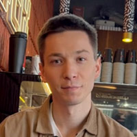 Булат Мубараков, франчайзи Monkey Grinder