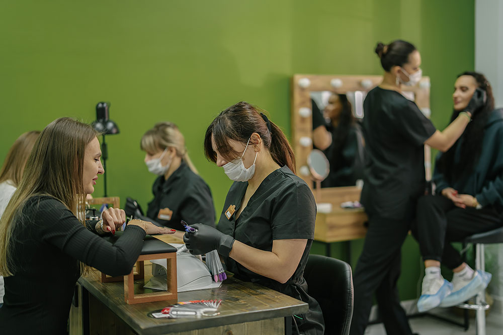 Франшиза студии маникюра CHOOSE ME