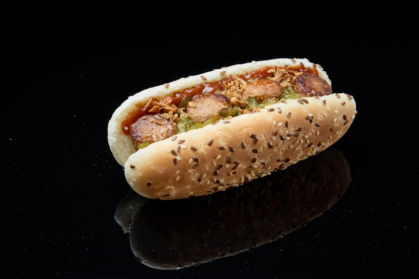 ВЫСОКАЯ КУХНЯ В ВЕЛИКИЙ ПОСТ: Stardogs накормит россиян постными хот-догами