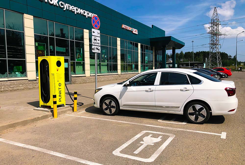 Франшиза зарядных станций для электромобилей PUNKT E