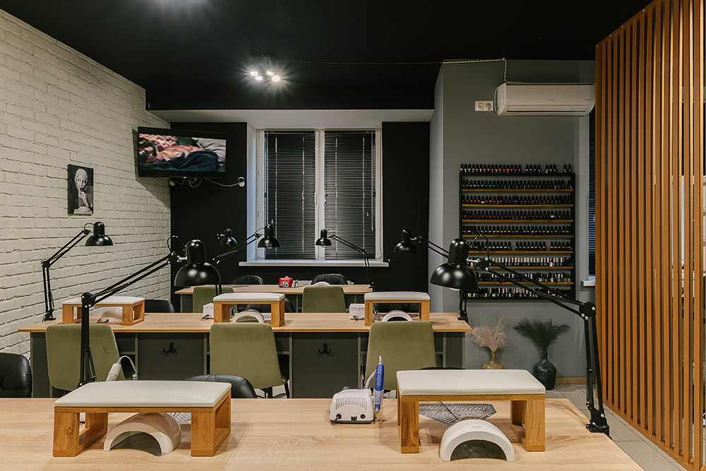 Франшиза студии маникюра CHOOSE ME