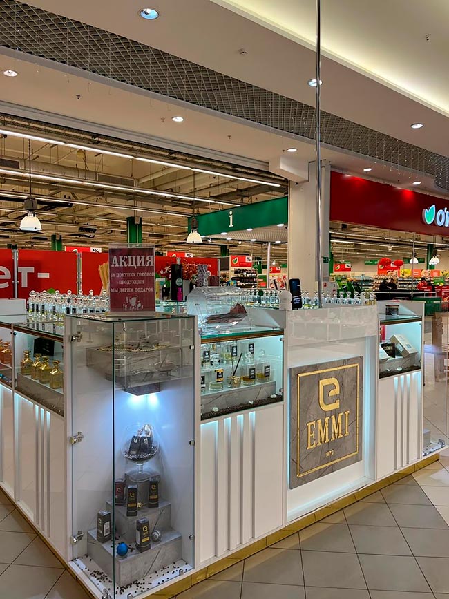 Франшиза фирменных парфюмерных бутиков и островков EMMI