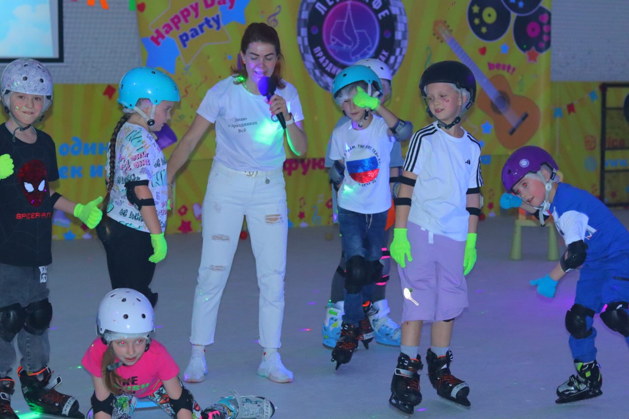 Франшиза «ЛёдКафе» — организация детских праздников на льду