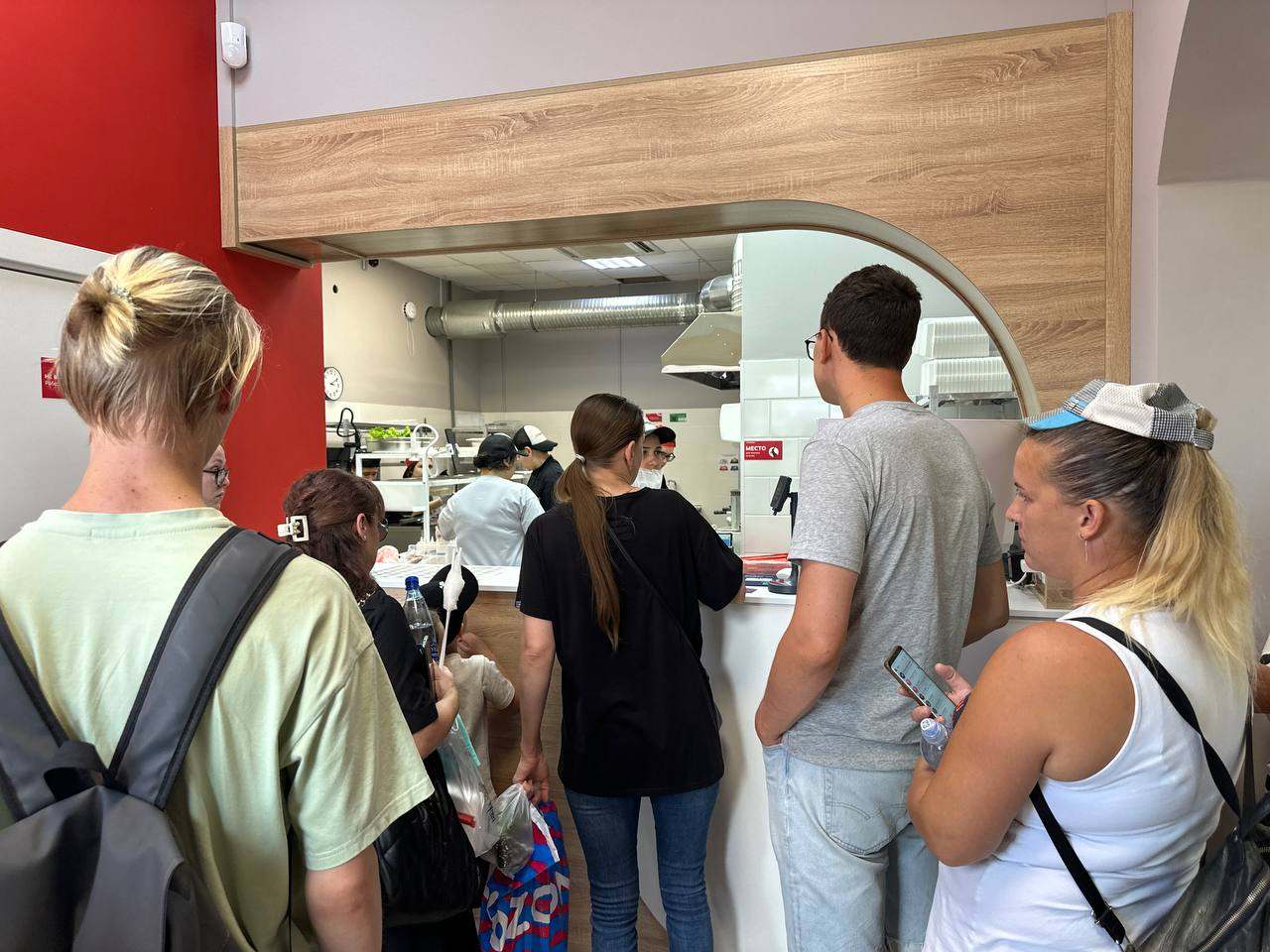 История партнеров СушиSell в Гатчине: ставка на качество с первого дня