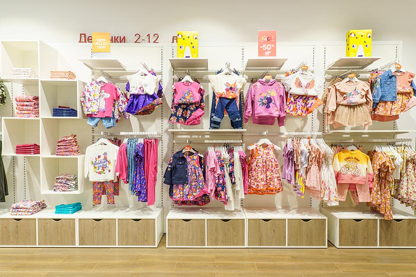 Франшиза детского магазина одежды французского бренда Du Pareil Au Meme (DPAM)