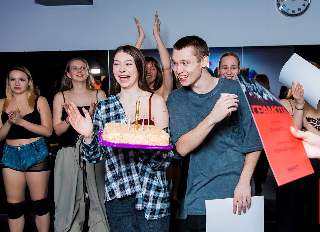 Франшиза современных танцев Shake It