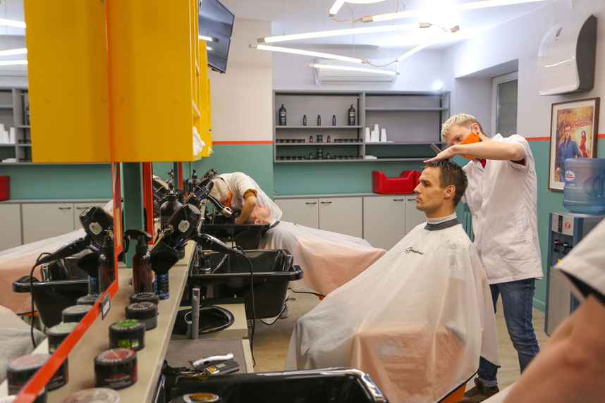 франшиза парикмахерской Стрижевский