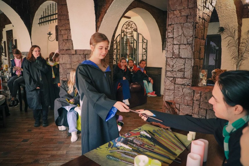 Франшиза детских фэнтези-туров «Волшебные каникулы»