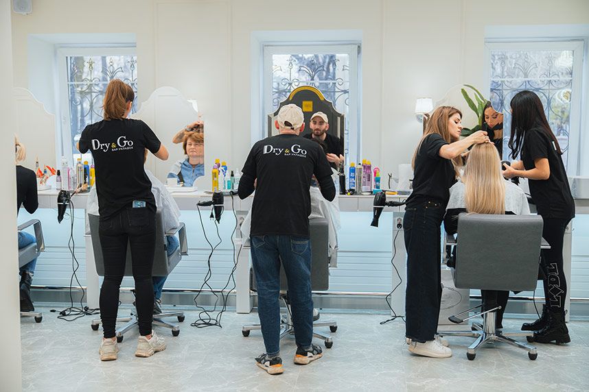 Dry&Go: Бар укладок, который изменил правила игры в индустрии красоты