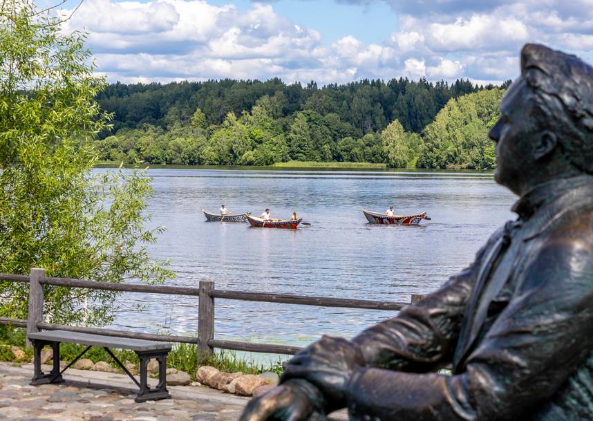 Ladya Boats — франшиза аренды лодок