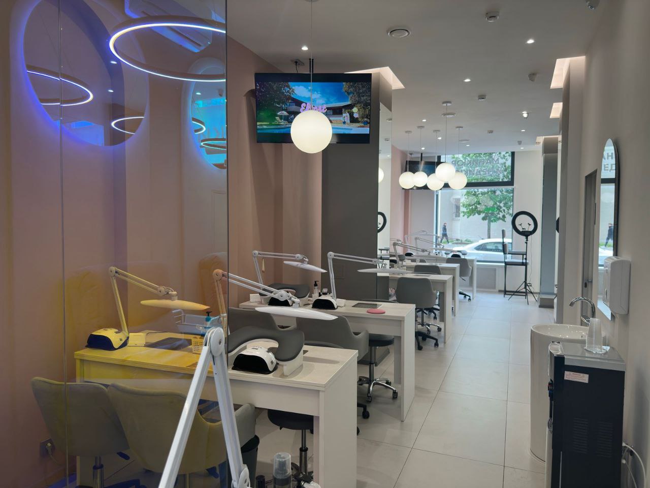 Франшиза федеральной сети студий маникюра и педикюра ПИLКИ