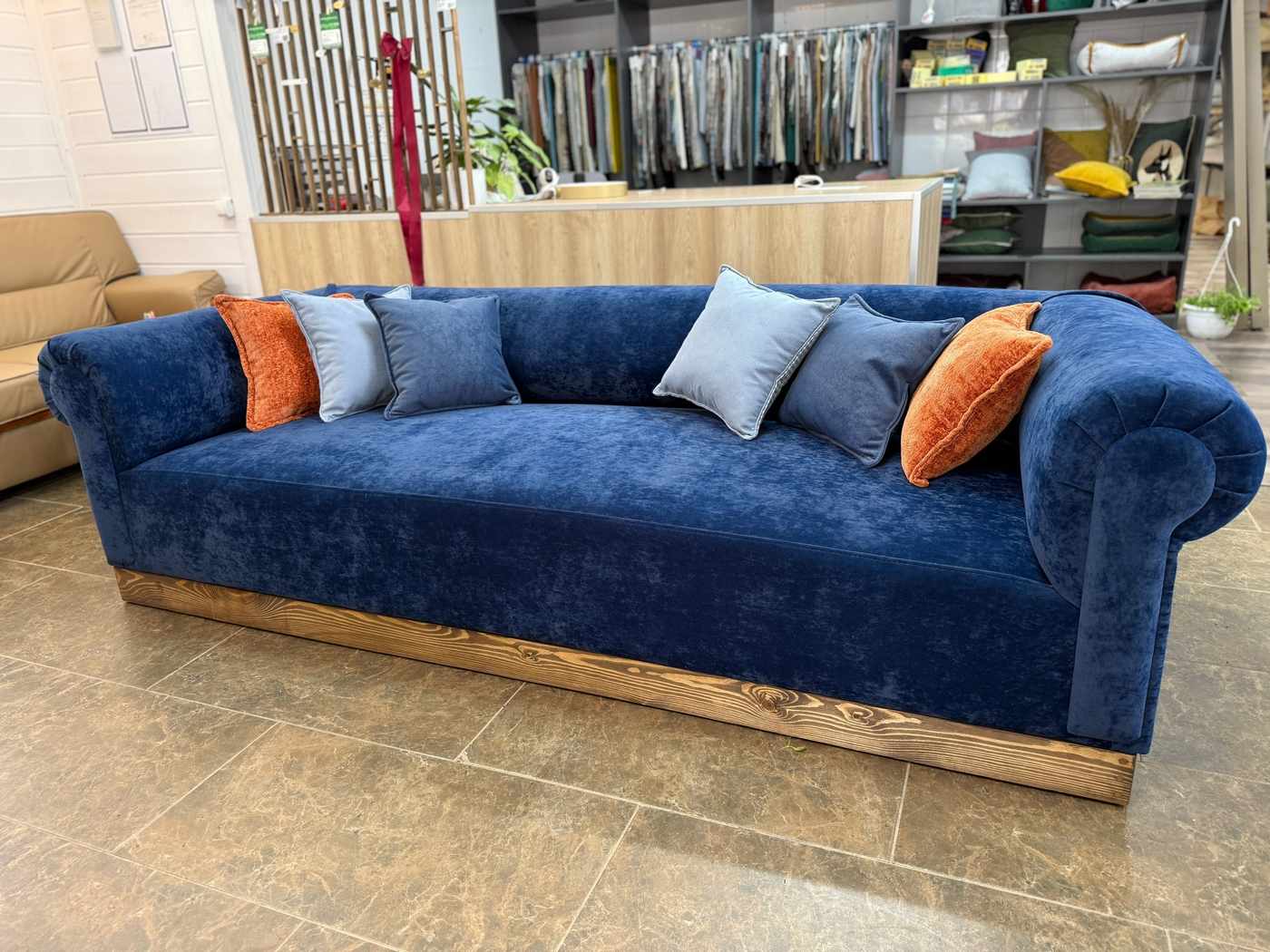 «Обивочка ЧО» — франшиза мастерской по реставрации и перетяжке мебели