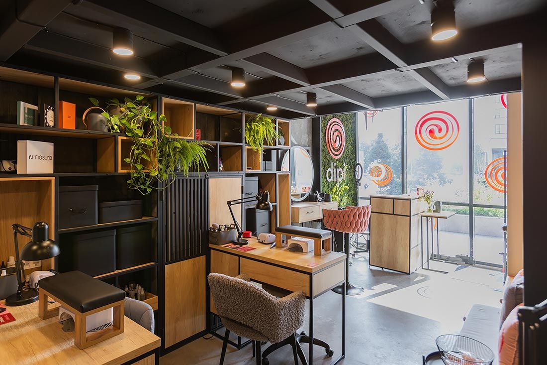 dipi — франшиза студии маникюра и депиляции