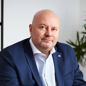  Антон Купринов