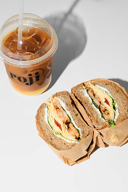 Франшиза бабл-ти кофейни «Roji»