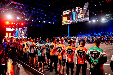 Франшиза WARPOINT — сеть киберспортивных арен виртуальной реальности