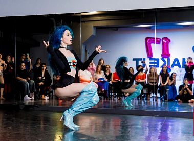 Франшиза современных танцев Shake It