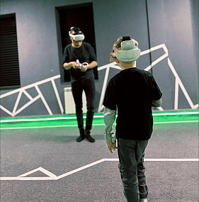 Франшиза арены виртуальной реальности BLACK BARS