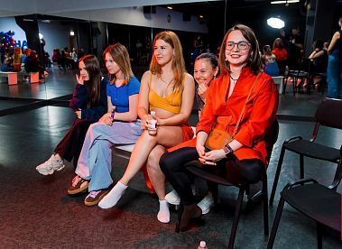 Франшиза современных танцев Shake It