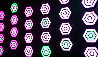 Франшиза игр на световом полу для детей и взрослых «Пол — это Лава»