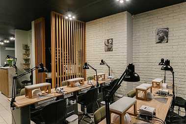 Франшиза студии маникюра CHOOSE ME