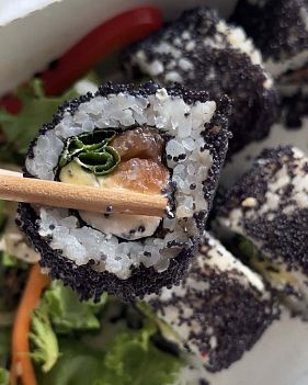 Франшиза доставки суши и роллов «96 азиаток»