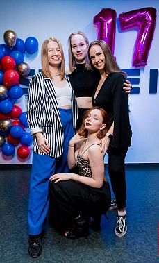 Франшиза современных танцев Shake It